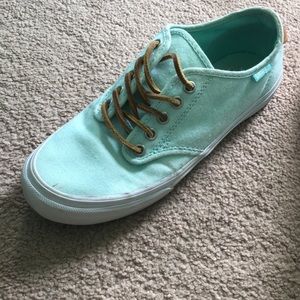 Vans tennis shoes